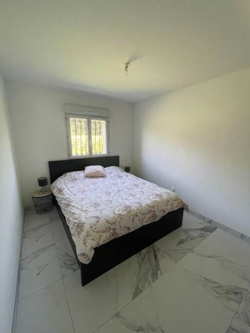 Bel Appartement Avec Parking Cabannes エクステリア 写真