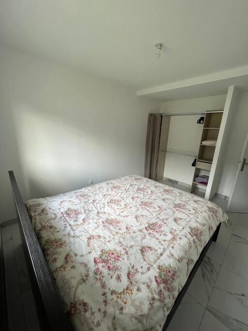 Bel Appartement Avec Parking Cabannes エクステリア 写真